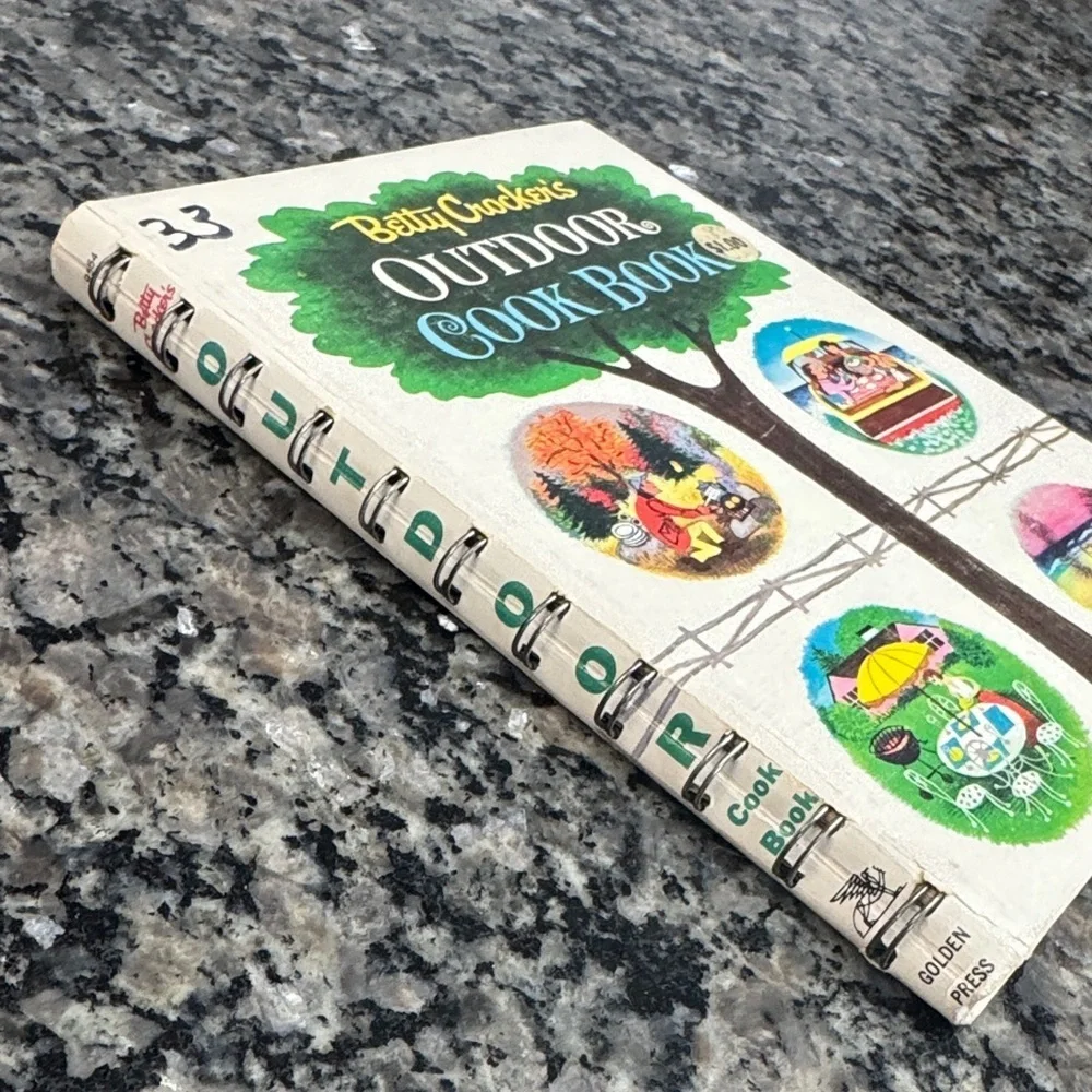 Betty Crocker Outdoor Cookbook Vintage 1961 EUC